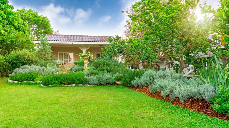 Business Landscape Design in Honolulu, HI