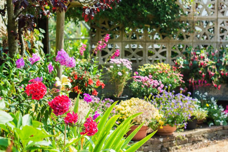 Flower Landscaping in Honolulu, HI